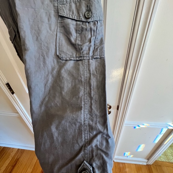 Banana Republic Martin Fit cropped pants in grey, size 10. 48% cotton, 55% linen - Picture 2 of 7